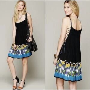 Free‎ People One Black Imperial Palm Pintuck Printed Boho Dress Size S Festival